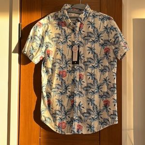 Brand new with tags Hawaiian style button down shirt